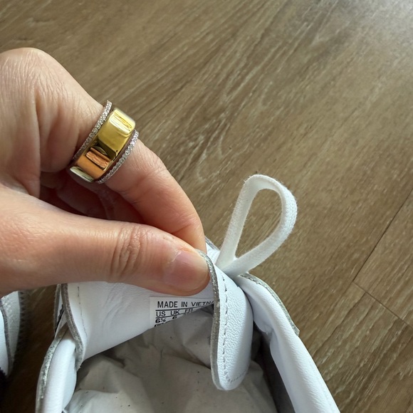 Adidas Sambas White and Gray Casual Shoes - Picture 4 of 4